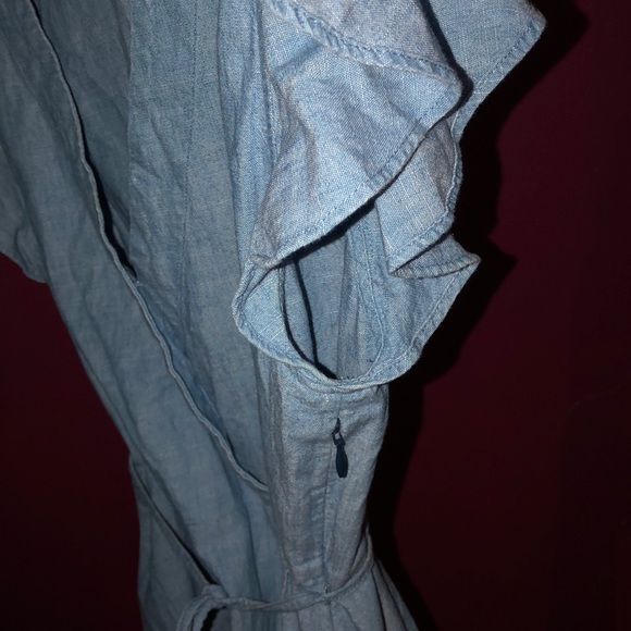 J.Crew Chambray Top - Picture 4 of 5